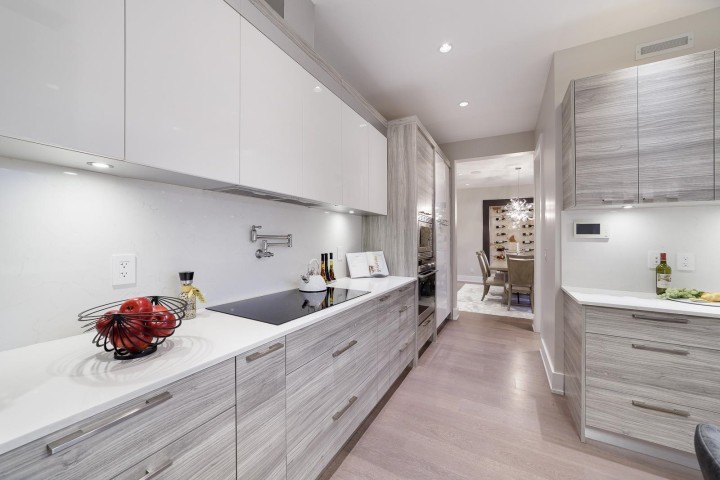 Photo 11 at 517 Granada Crescent, Upper Delbrook, North Vancouver