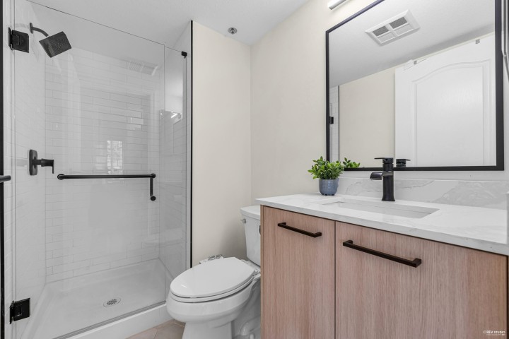 Photo 20 at 305 - 868 W 16th Avenue, Cambie, Vancouver West