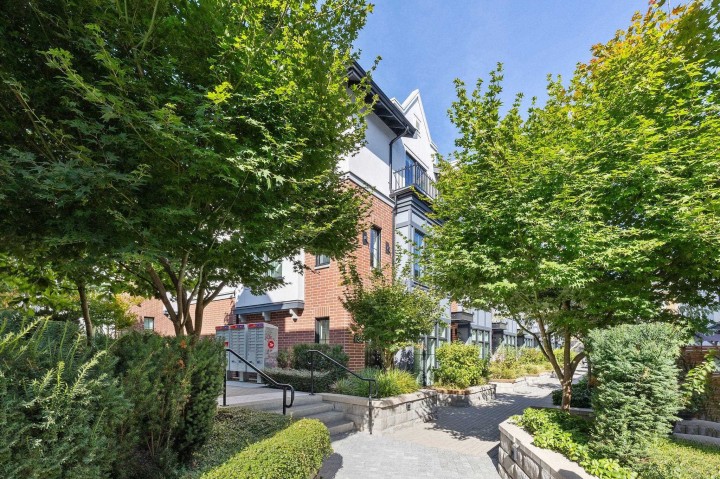 Photo 3 at 134 - 2070 Curling Road, Pemberton NV, North Vancouver