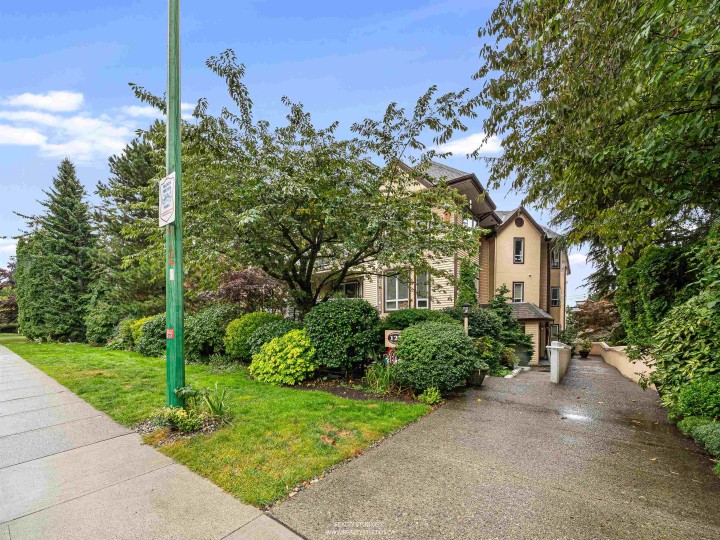 Photo 38 at 303 - 123 E 6th Street, Lower Lonsdale, North Vancouver