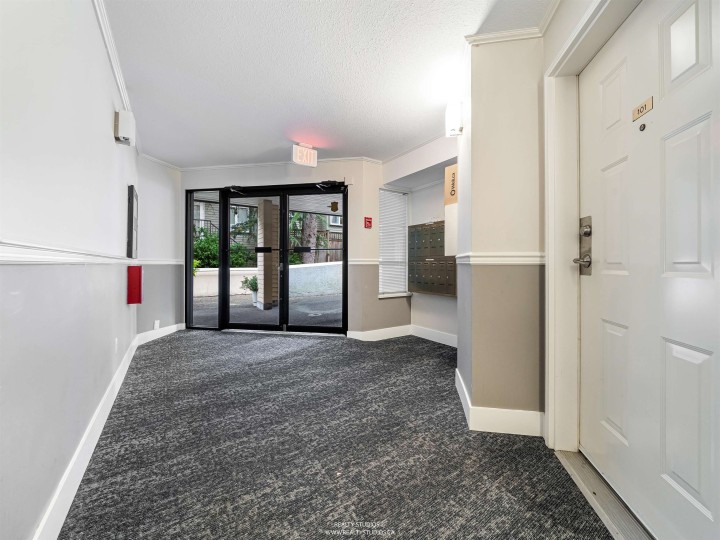 Photo 35 at 303 - 123 E 6th Street, Lower Lonsdale, North Vancouver