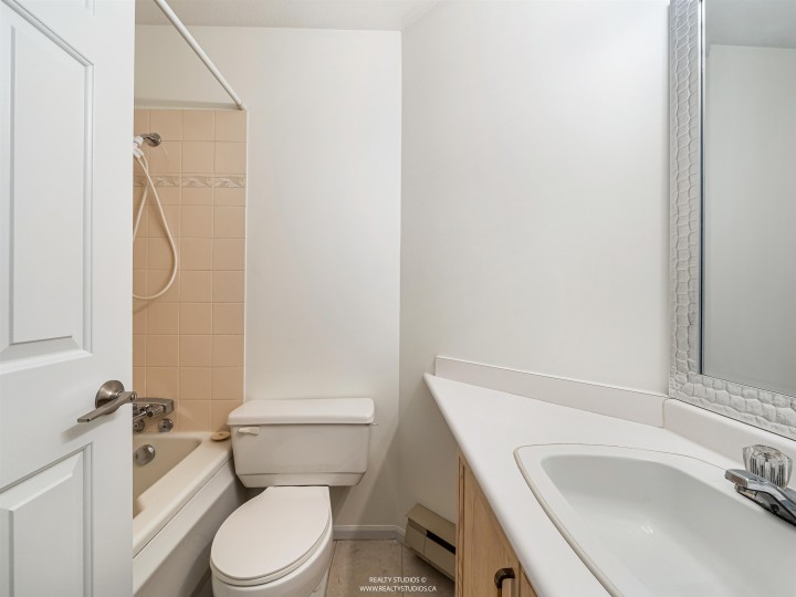 Photo 31 at 303 - 123 E 6th Street, Lower Lonsdale, North Vancouver