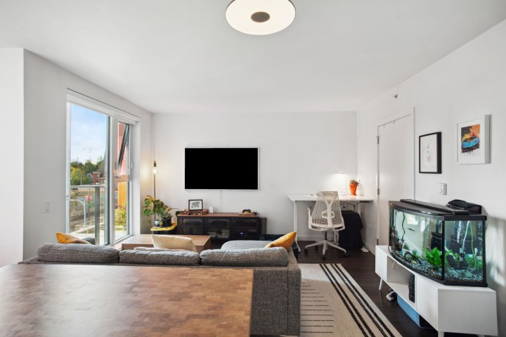 Photo 7 at 501 - 983 E Hastings Street, Strathcona, Vancouver East