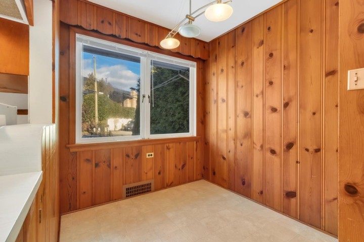 Photo 16 at 4386 Erwin Drive, Cypress, West Vancouver