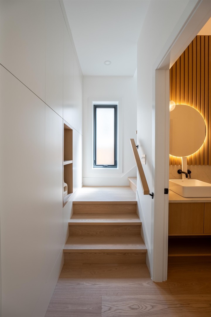 Photo 6 at 2 - 356 E 40th Avenue, Main, Vancouver East