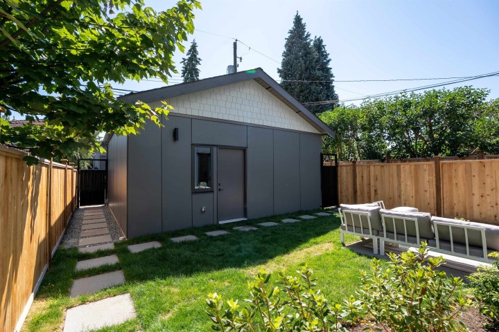 Photo 16 at 2 - 356 E 40th Avenue, Main, Vancouver East