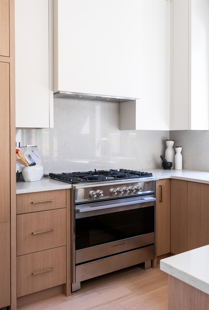 Photo 3 at 2 - 356 E 40th Avenue, Main, Vancouver East