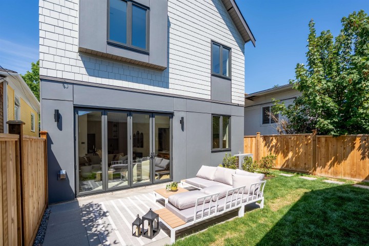 Photo 15 at 2 - 356 E 40th Avenue, Main, Vancouver East