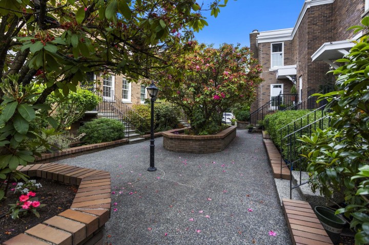 Photo 17 at 1365 W 7th Avenue, Fairview VW, Vancouver West