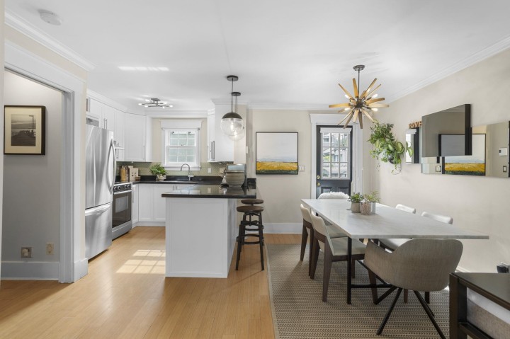 Photo 5 at 1365 W 7th Avenue, Fairview VW, Vancouver West