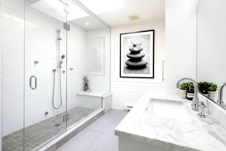 Photo 9 at 1365 W 7th Avenue, Fairview VW, Vancouver West