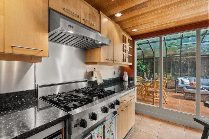 Photo 14 at 5588 Olympic Street, Dunbar, Vancouver West