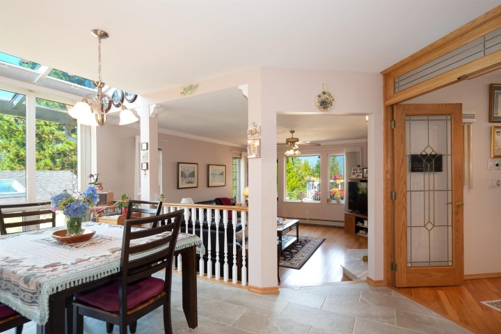 Photo 14 at 6440 Rosebery Avenue, Horseshoe Bay WV, West Vancouver