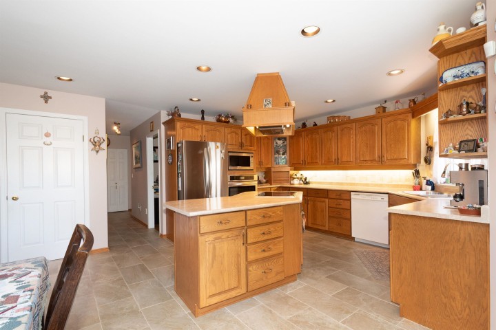 Photo 11 at 6440 Rosebery Avenue, Horseshoe Bay WV, West Vancouver