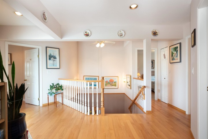 Photo 21 at 6440 Rosebery Avenue, Horseshoe Bay WV, West Vancouver