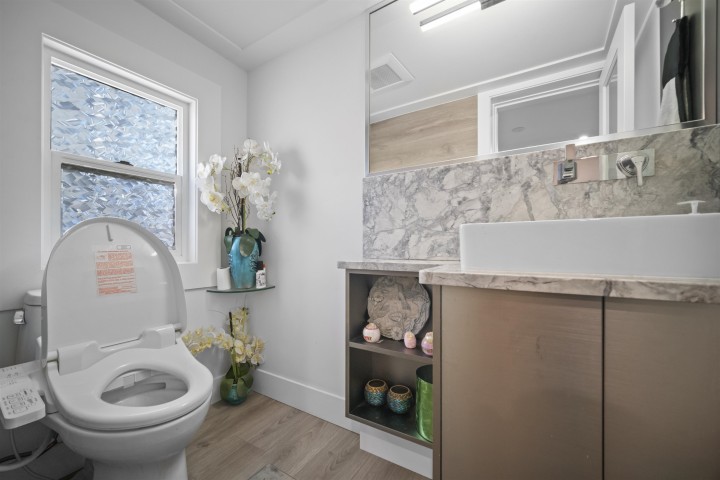 Photo 20 at 6978 Mckinnon Street, Killarney VE, Vancouver East