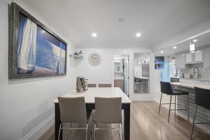 Photo 4 at 6978 Mckinnon Street, Killarney VE, Vancouver East