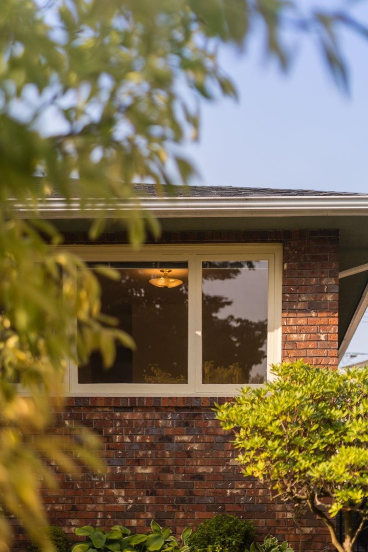 Photo 6 at 2869 Venables Street, Renfrew VE, Vancouver East