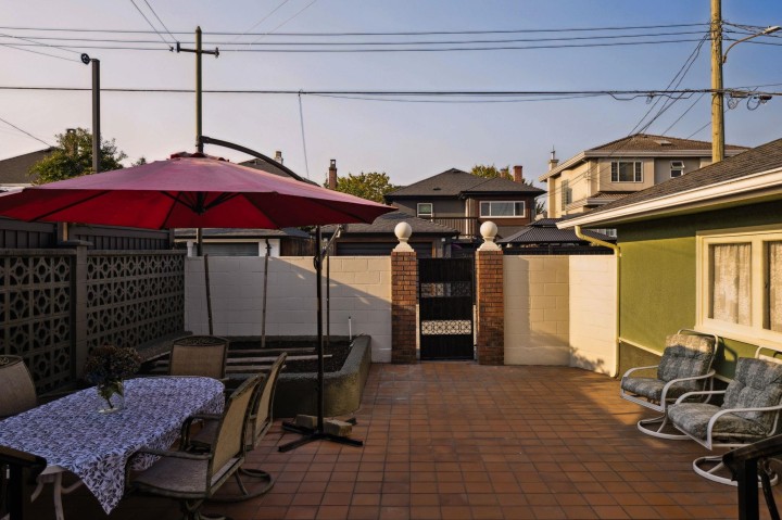 Photo 35 at 2869 Venables Street, Renfrew VE, Vancouver East