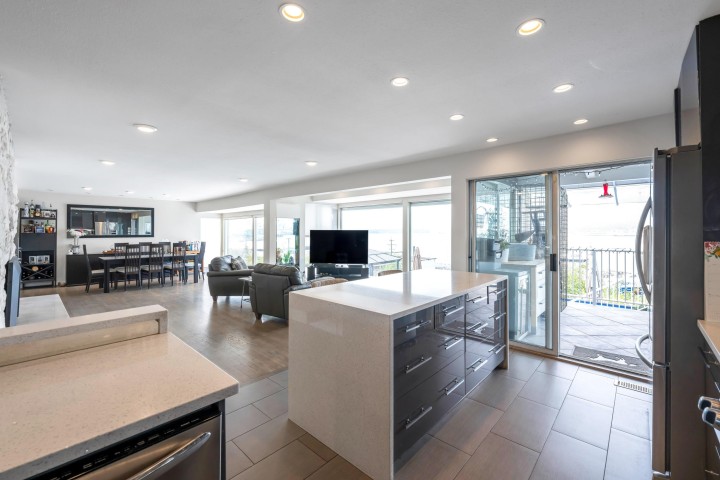 Photo 12 at 2385 Wall Street, Hastings, Vancouver East