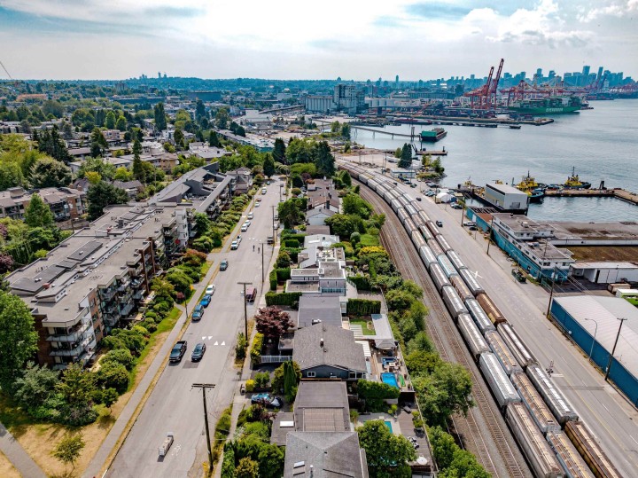 Photo 4 at 2385 Wall Street, Hastings, Vancouver East