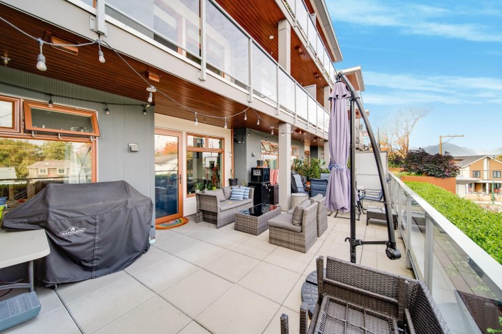 Photo 3 at 202 - 2408 Grant Street, Renfrew VE, Vancouver East