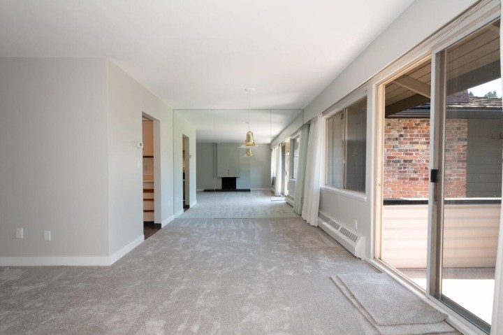 Photo 13 at 810 - 235 Keith Road, Cedardale, West Vancouver