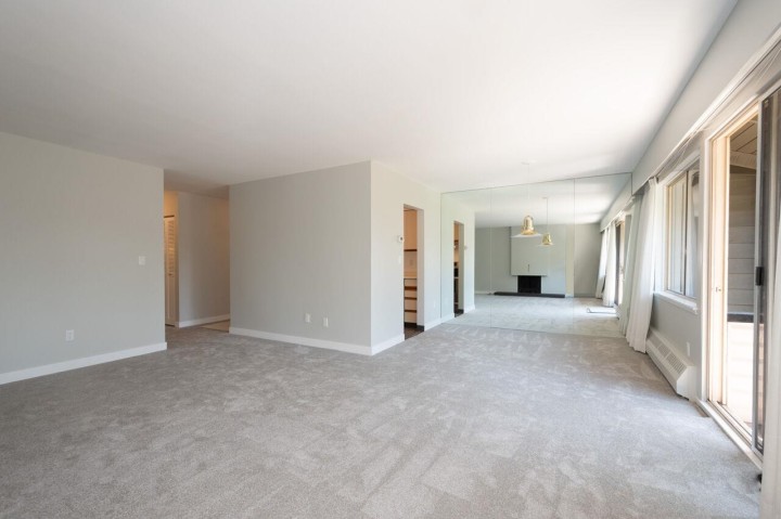 Photo 12 at 810 - 235 Keith Road, Cedardale, West Vancouver