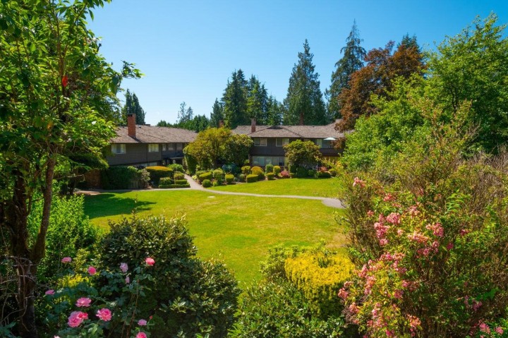 Photo 20 at 810 - 235 Keith Road, Cedardale, West Vancouver