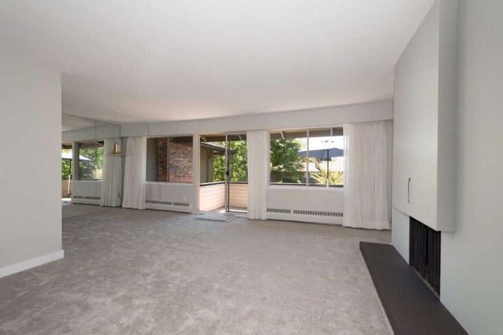 Photo 10 at 810 - 235 Keith Road, Cedardale, West Vancouver