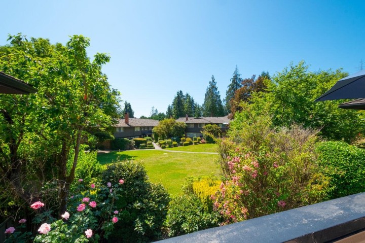 Photo 18 at 810 - 235 Keith Road, Cedardale, West Vancouver