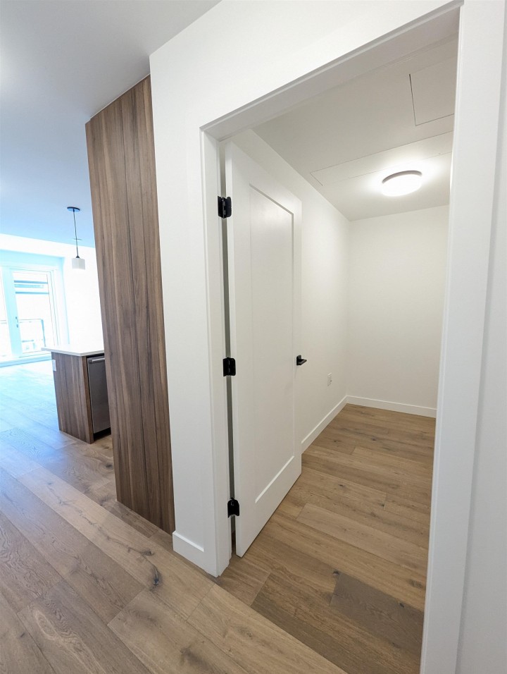 Photo 8 at 201 - 6859 Cambie Street, South Cambie, Vancouver West