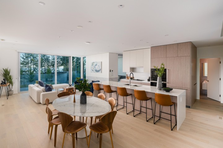 Photo 2 at 3317 Chippendale Road, Cypress Park Estates, West Vancouver