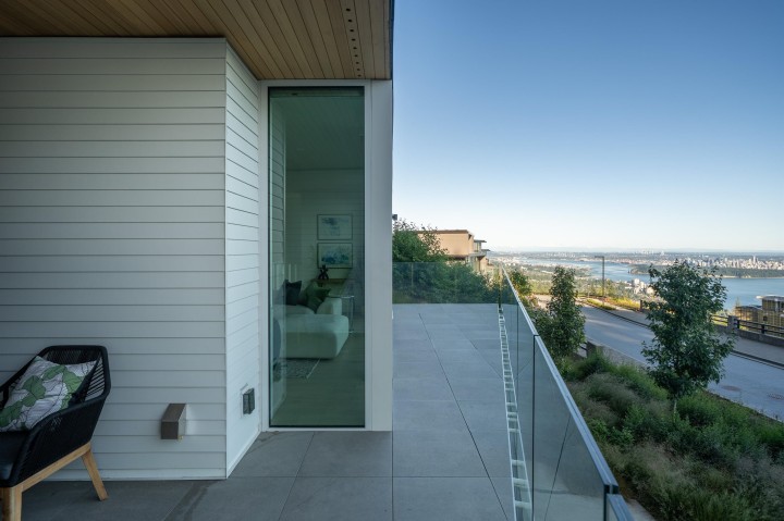 Photo 17 at 3317 Chippendale Road, Cypress Park Estates, West Vancouver