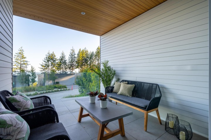 Photo 16 at 3317 Chippendale Road, Cypress Park Estates, West Vancouver