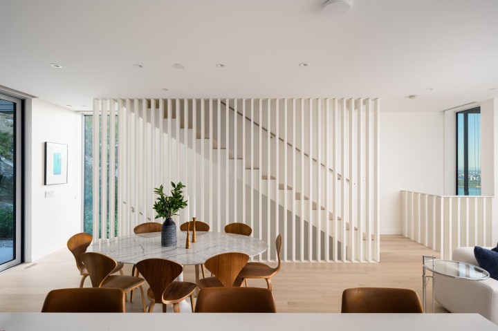 Photo 12 at 3317 Chippendale Road, Cypress Park Estates, West Vancouver