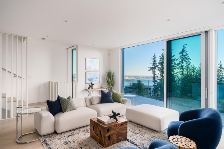 Photo 1 at 3317 Chippendale Road, Cypress Park Estates, West Vancouver