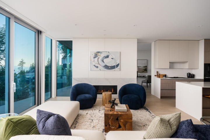 Photo 5 at 3317 Chippendale Road, Cypress Park Estates, West Vancouver