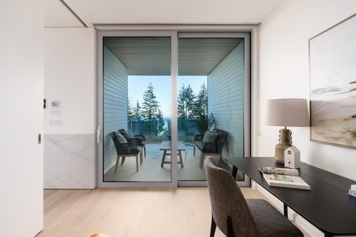 Photo 15 at 3317 Chippendale Road, Cypress Park Estates, West Vancouver