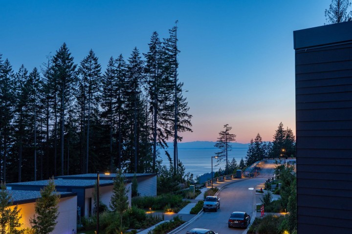 Photo 39 at 3317 Chippendale Road, Cypress Park Estates, West Vancouver