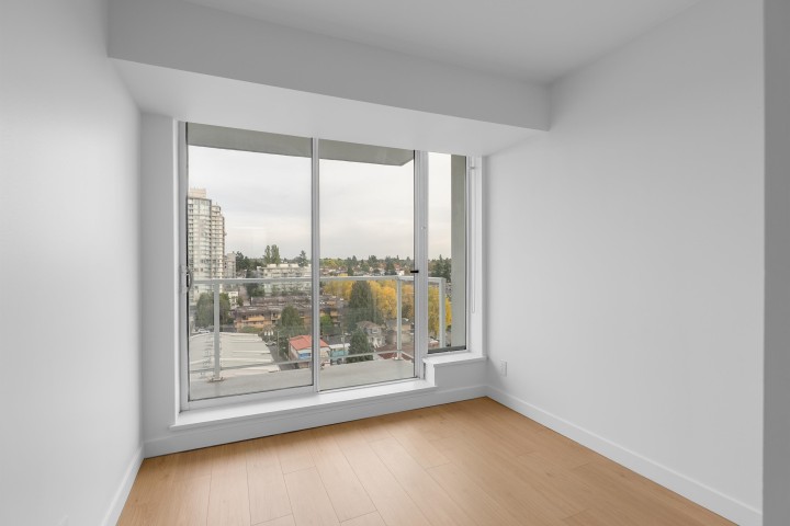 Photo 13 at 1107 - 2220 Kingsway, Victoria VE, Vancouver East