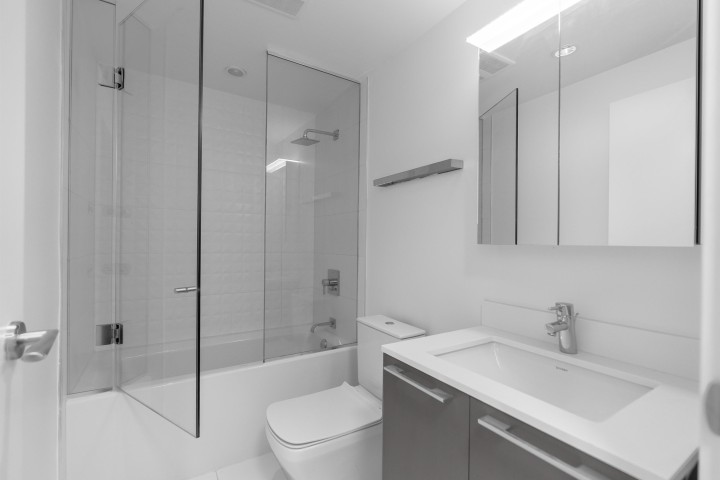 Photo 16 at 1107 - 2220 Kingsway, Victoria VE, Vancouver East