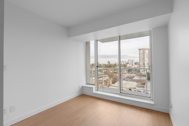 Photo 9 at 1107 - 2220 Kingsway, Victoria VE, Vancouver East