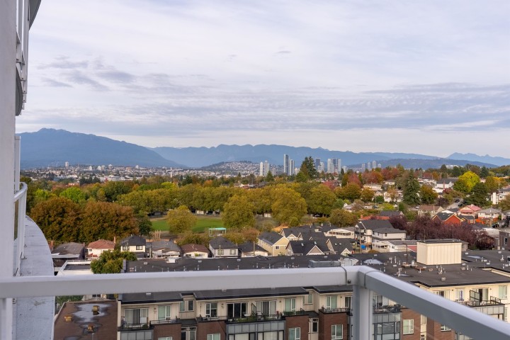 Photo 19 at 1107 - 2220 Kingsway, Victoria VE, Vancouver East