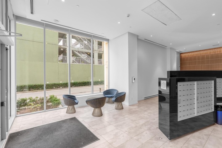 Photo 21 at 1107 - 2220 Kingsway, Victoria VE, Vancouver East