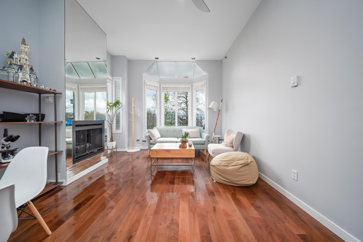 Photo 5 at 3458 Point Grey Road, Kitsilano, Vancouver West