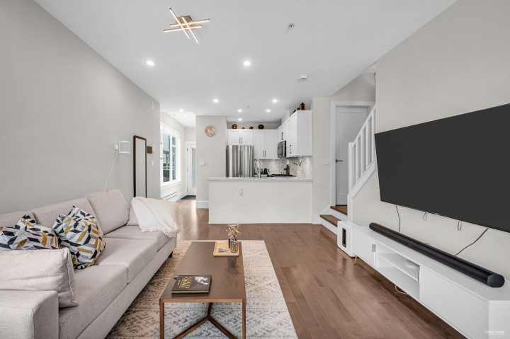 Photo 11 at 333 E 7th Avenue, Mount Pleasant VE, Vancouver East