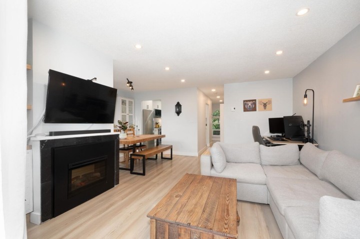 Photo 14 at 31 - 900 W 17th Street, Mosquito Creek, North Vancouver