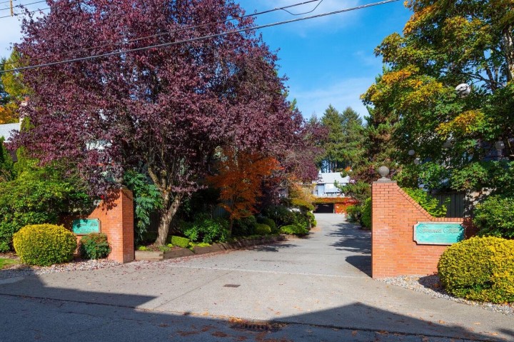 Photo 4 at 31 - 900 W 17th Street, Mosquito Creek, North Vancouver