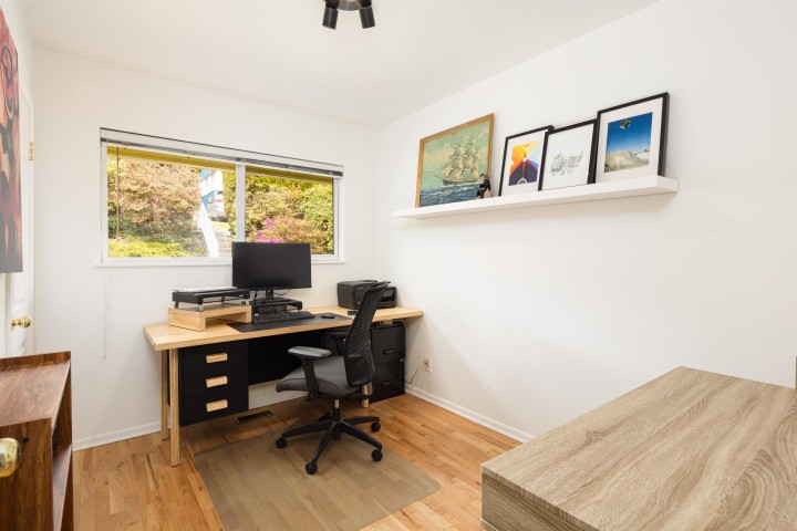 Photo 16 at 1231 Cloverley Street, Calverhall, North Vancouver